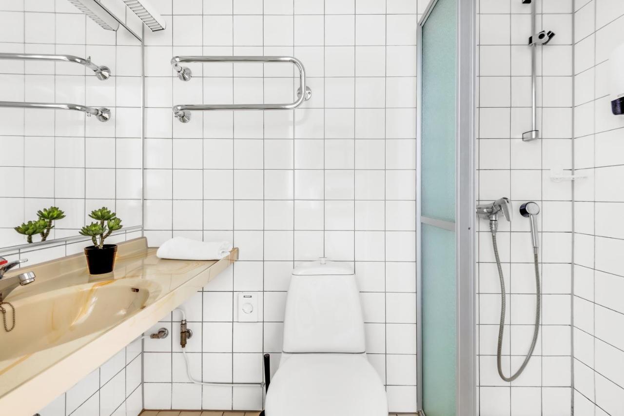 Hiisi Hotel Lohja Esterno foto